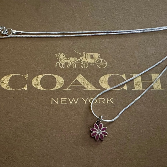 Coach Dainty Mini Purple Enamel Crystal Daisy Pendant .925 Necklace - Picture 5 of 6